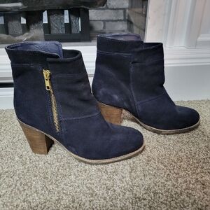 Fiore Leather Blue Suede Booties, Size 5